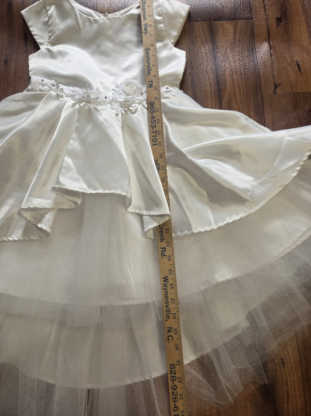 White Satin High Low Tulle Girls' Dress With Flowered Embelished Waist. Sz 8 - Picture 8 of 11